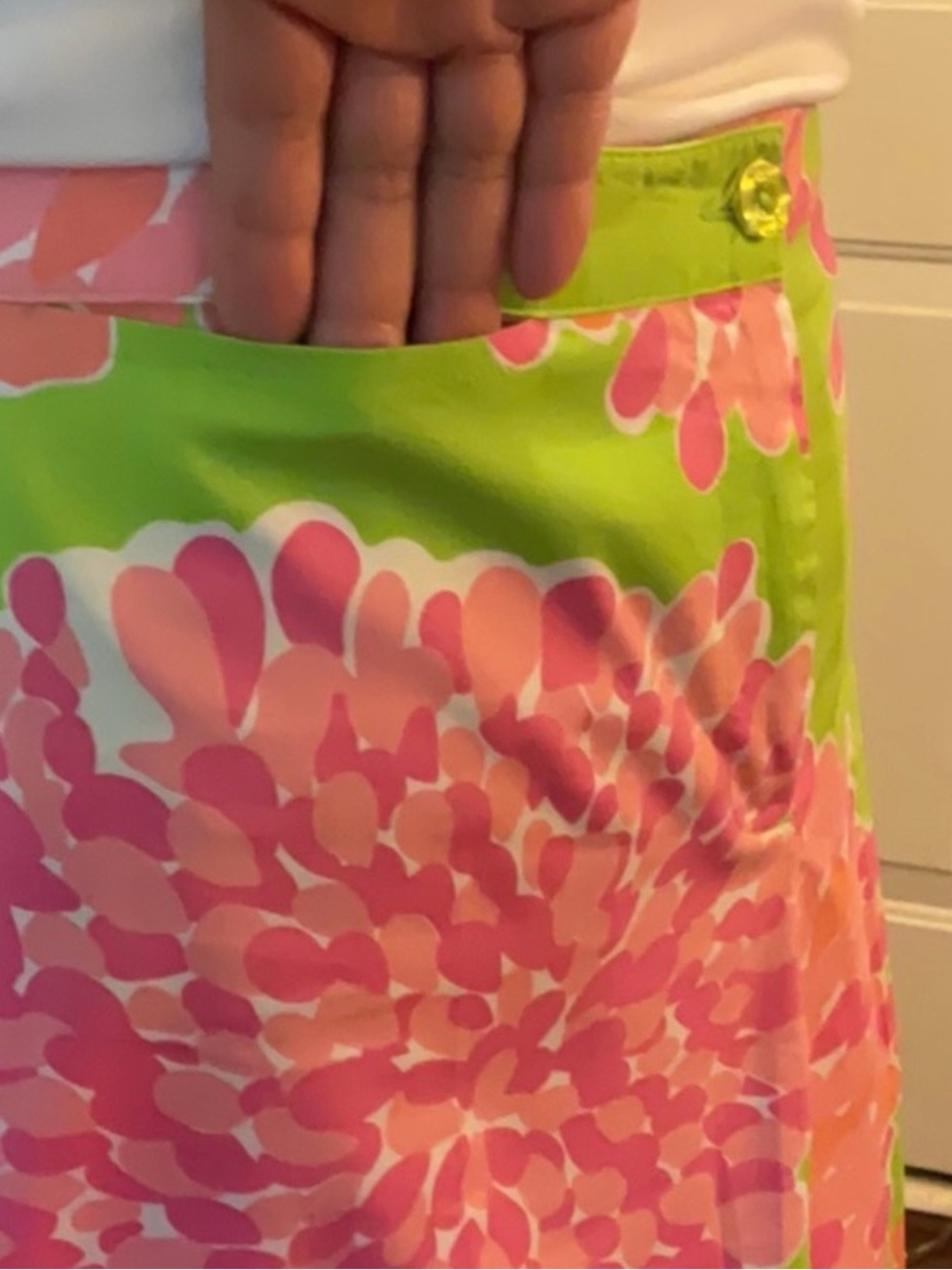 Lilly Pulitzer Green & Pink Floral Capris Pedal Pushers Women’s Size 8 EUC - Picture 3 of 8